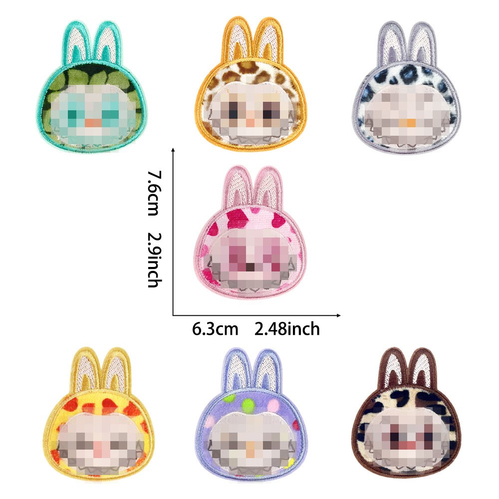 Cartoon no-sew embroidered decorative patches for DIY projects like phone cases and creative badges