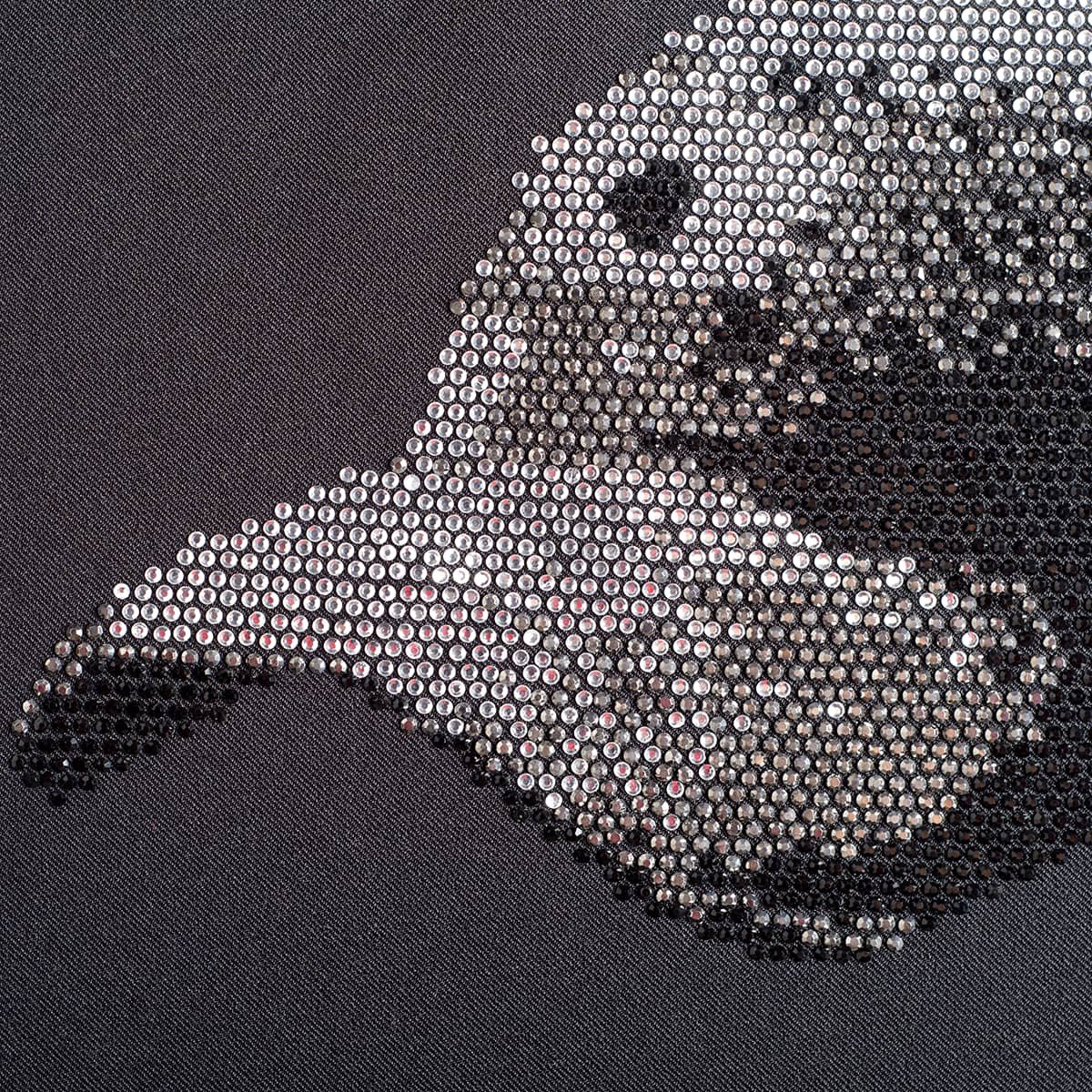 DIY Sparkle: Adhesive Rhinestone Transfers for T-Shirts & Hats