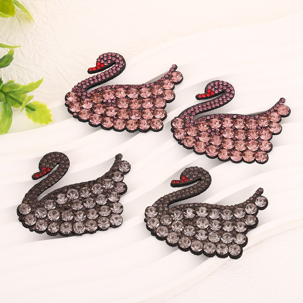 Classic Swan Rhinestone Iron-On Patch – Full Diamond DIY Heat Transfer Applique for Clothing Decoration