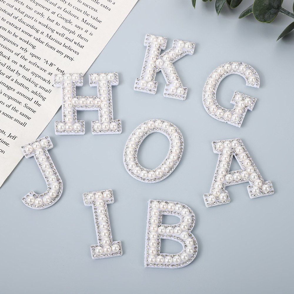 Hot-Selling 26 Letters Rhinestone Pearl Iron-On Patches – DIY Alphabet Appliques for Clothing, Hats & Accessories