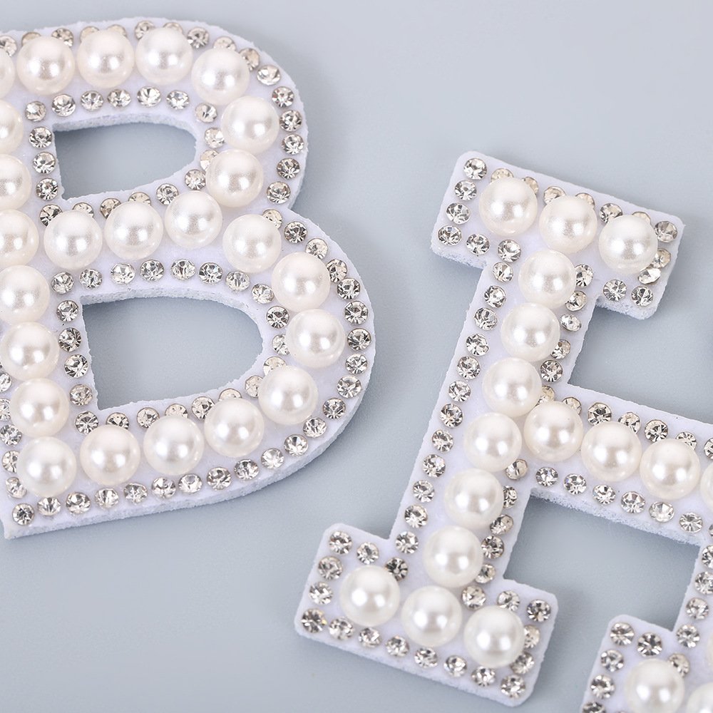 Hot-Selling 26 Letters Rhinestone Pearl Iron-On Patches – DIY Alphabet Appliques for Clothing, Hats & Accessories