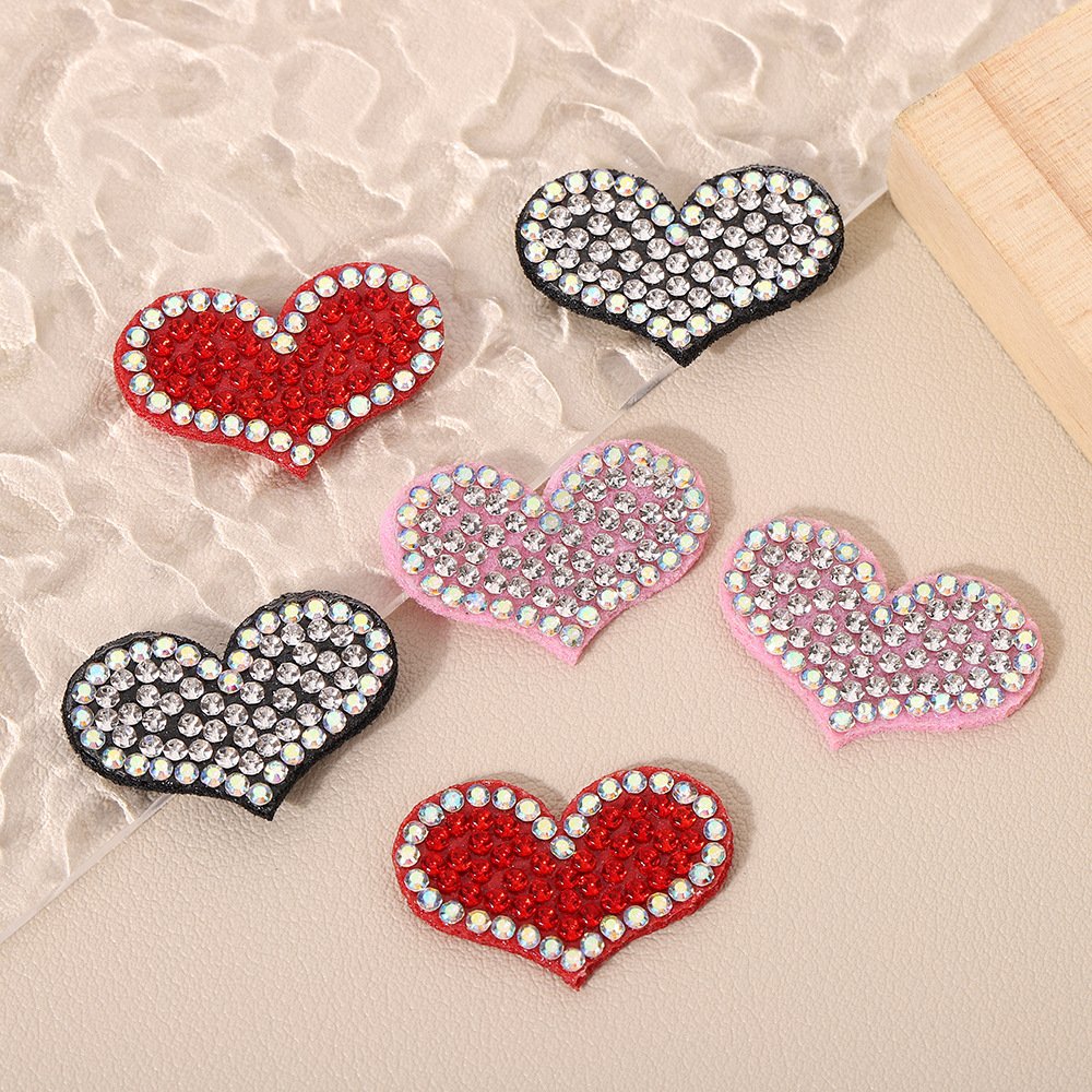 New Heart-Shaped Rhinestone Iron-On Patch – DIY Non-Woven Fabric Applique for Clothing, Bags & Couple Outfits - Custom Heat Transfer