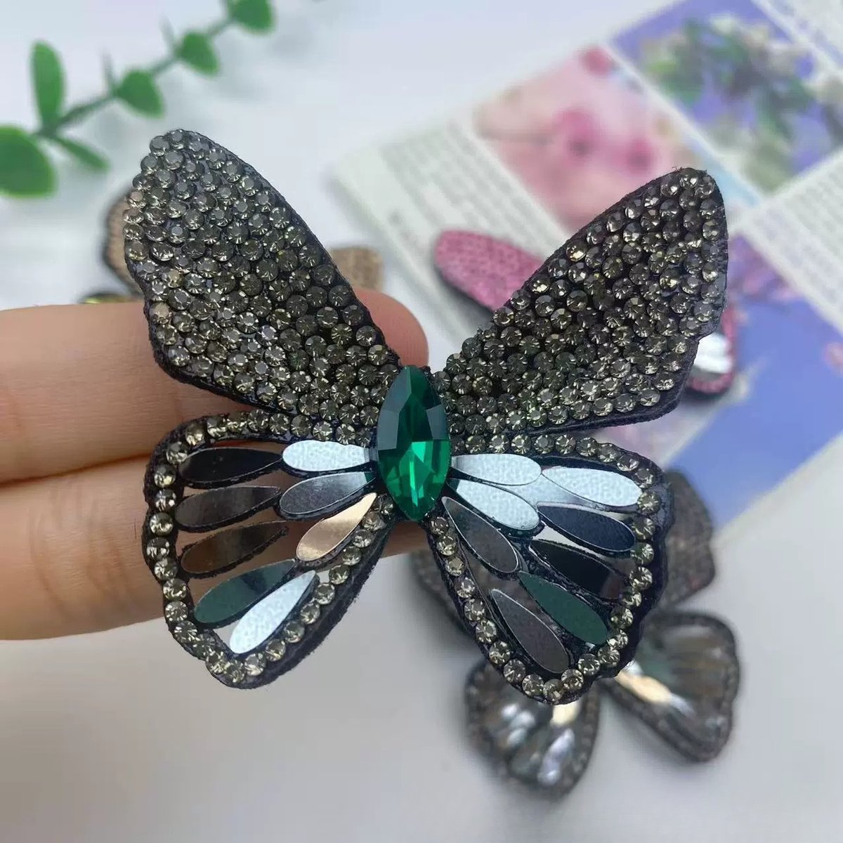 French-Style Rhinestone Flower & Butterfly Accessories – DIY Embellishments for Phone Cases, Hair Accessories, Shoes, and Apparel