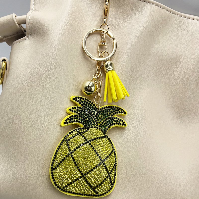 Rhinestone Pineapple Keychain – Sparkling Tassel Bag Charm Fashion Accessory