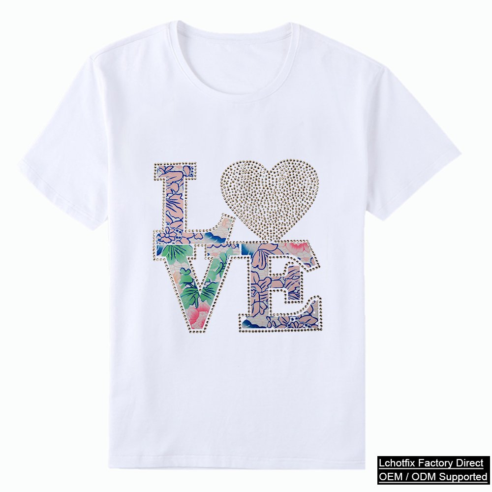 Rhinestone LOVE Heart Graphic T-Shirt – Floral Crystal Letter Casual Tee