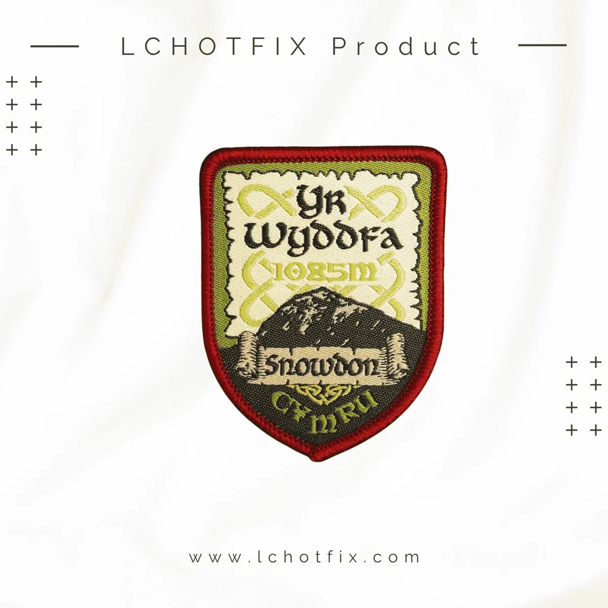 Merrow-style embroidered patch border
