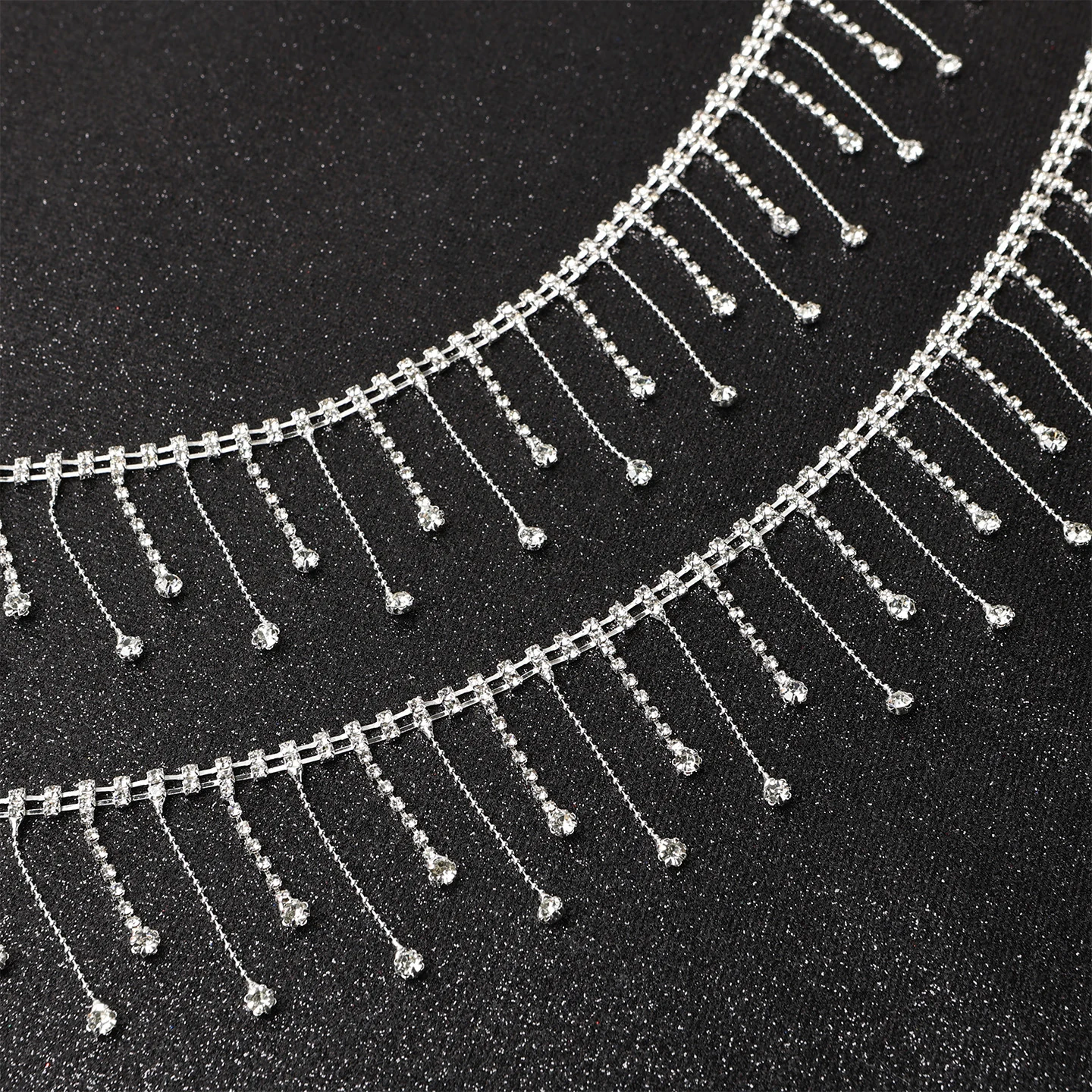 Silver rhinestone fringe chain trim with alternating crystal tassel drops