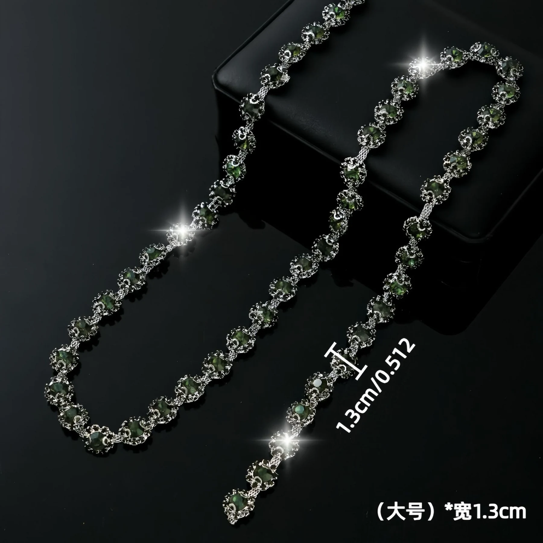 1.1 cm and 1.3 cm Sunflower Rhinestone Chain product image 13