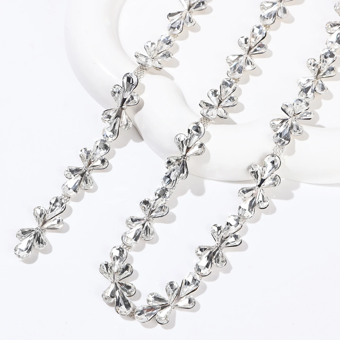 Four-Leaf Clover Crystal Rhinestone Chain product image 7