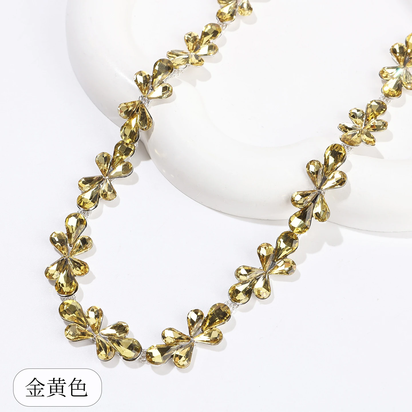 Four-Leaf Clover Crystal Rhinestone Chain product image 12