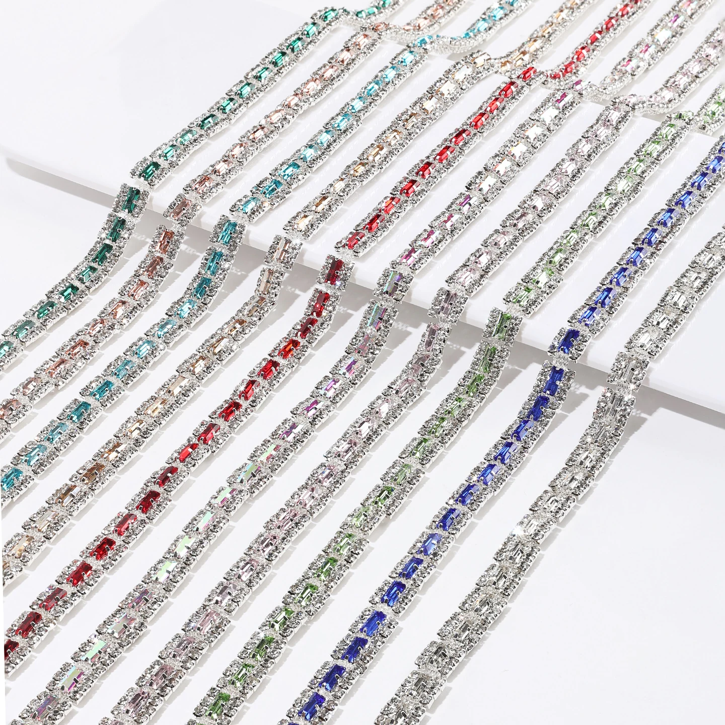 Rectangular halo rhinestone chain in ten crystal colors